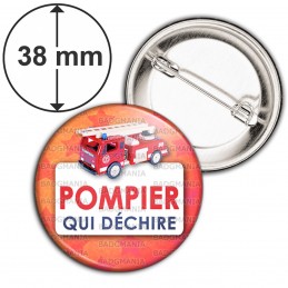 Badge 38mm Epingle Pompier Qui Déchire - Camion SP Grande Echelle
